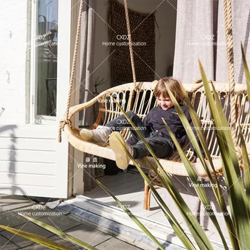 屋外用ダブルハンギングラタンチェア バリスイングバスケットク - Outdoor Furniture Bali Style のレビューと価格